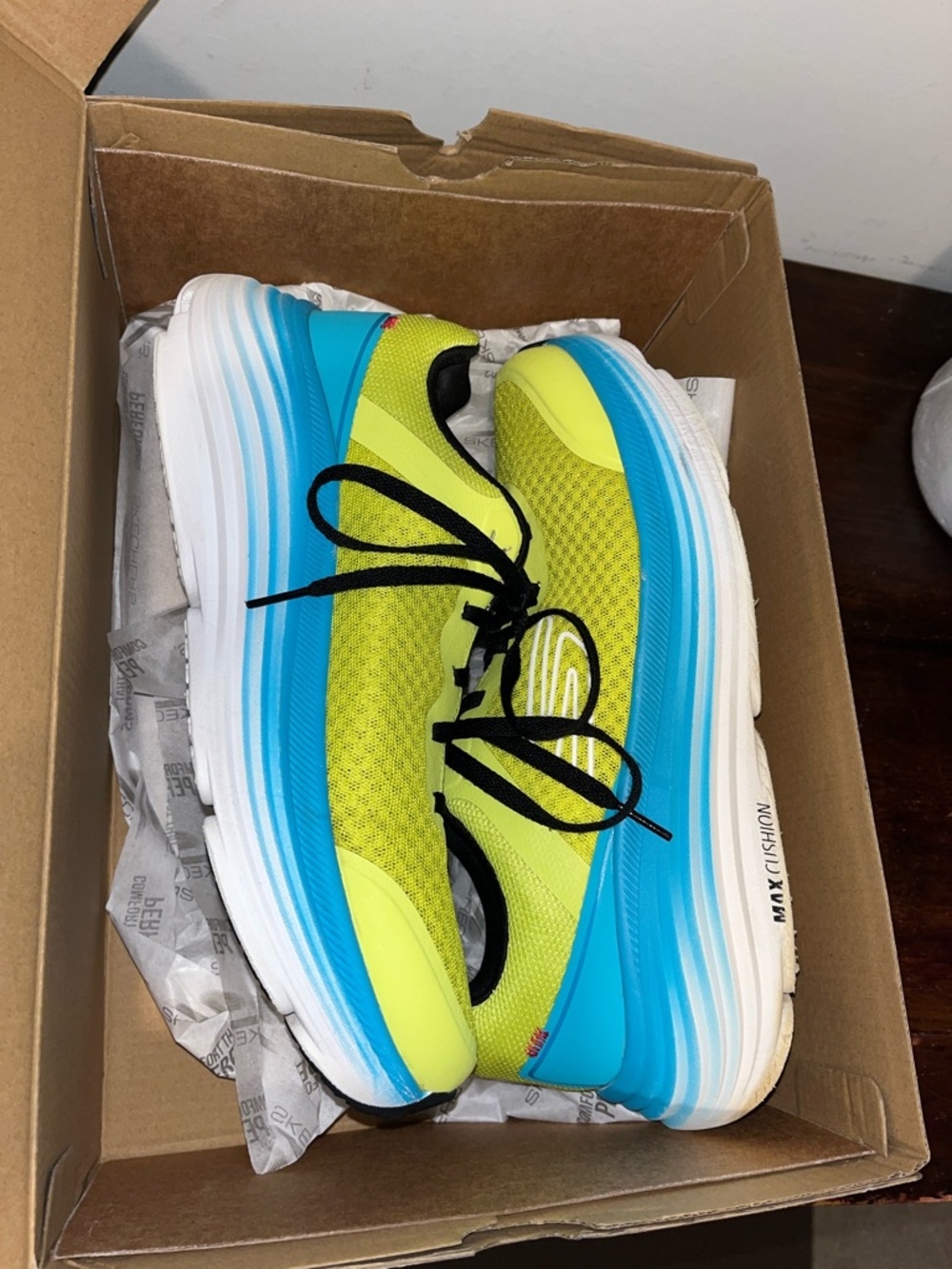 Lime Green Sketchers Max Cushion Endeavour tennis shoes walking mens 10.5 10 1/2 - Picture 6 of 7